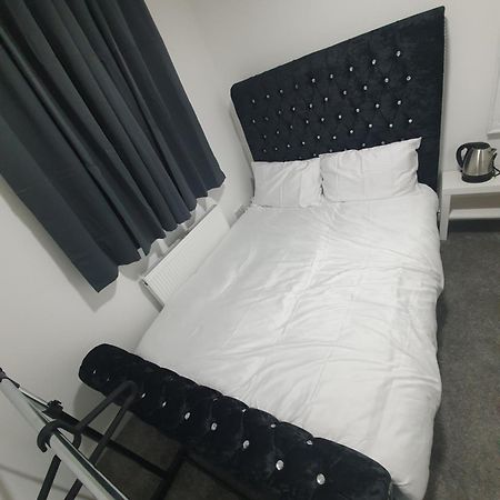 Beautiful Rooms Shaw St And Pine St 베리 외부 사진