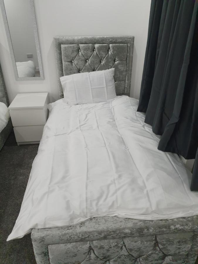 Beautiful Rooms Shaw St And Pine St 베리 외부 사진
