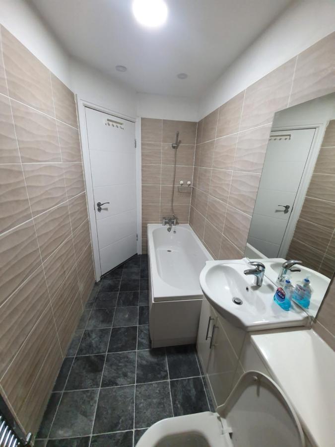 Beautiful Rooms Shaw St And Pine St 베리 외부 사진