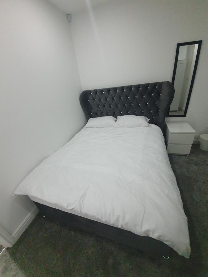 Beautiful Rooms Shaw St And Pine St 베리 외부 사진