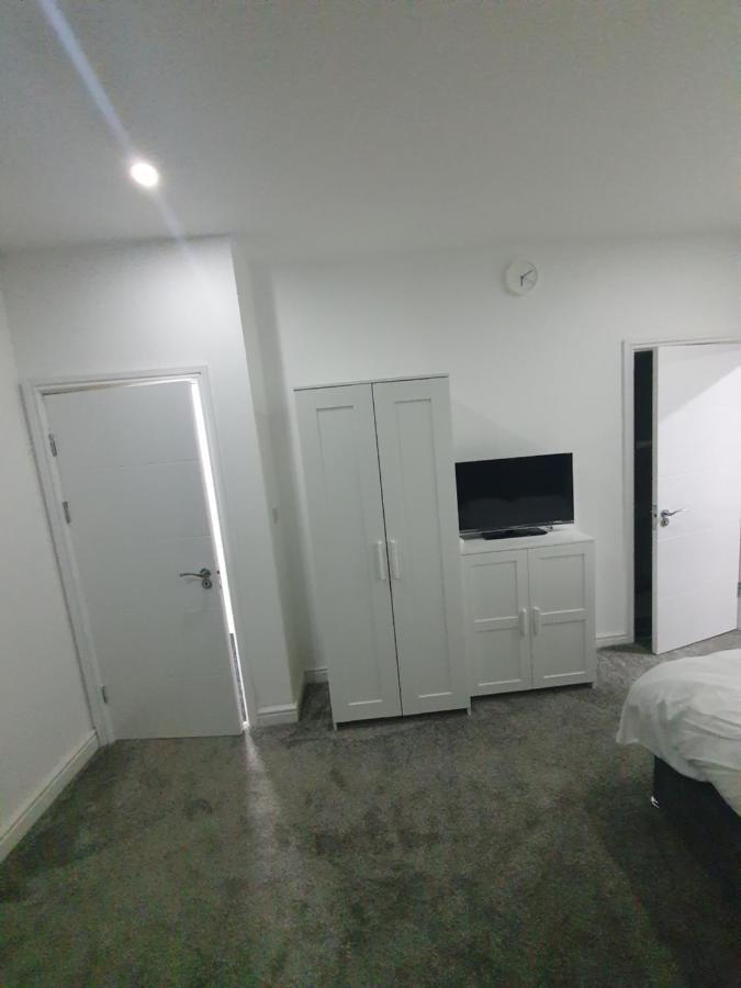 Beautiful Rooms Shaw St And Pine St 베리 외부 사진