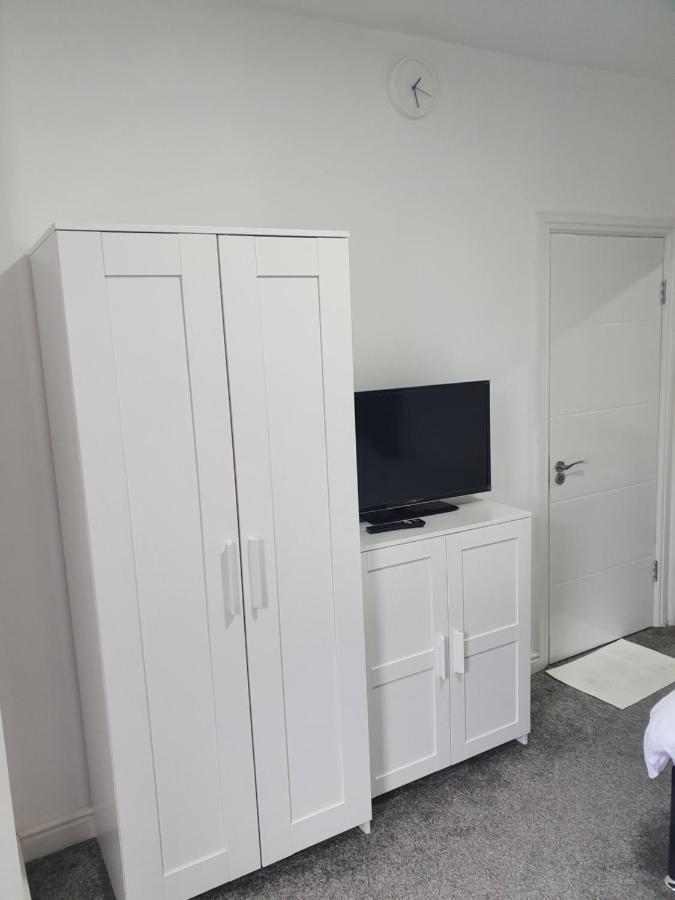 Beautiful Rooms Shaw St And Pine St 베리 외부 사진