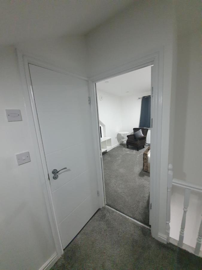 Beautiful Rooms Shaw St And Pine St 베리 외부 사진