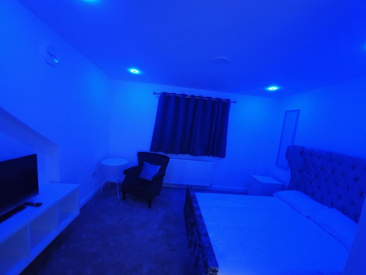 Beautiful Rooms Shaw St And Pine St 베리 외부 사진