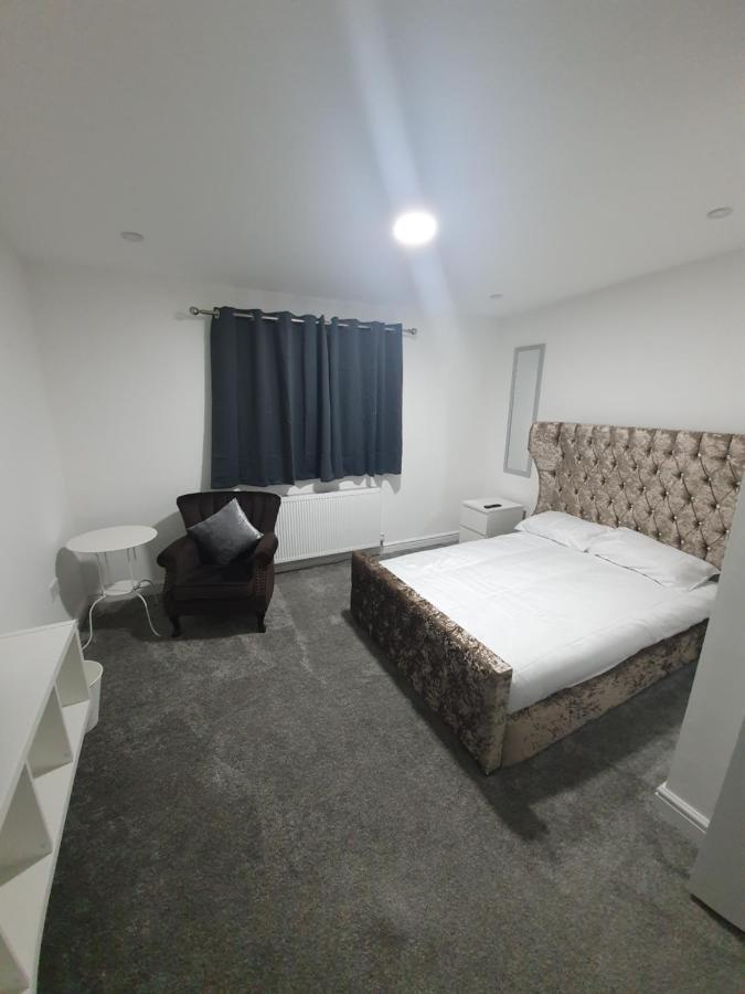 Beautiful Rooms Shaw St And Pine St 베리 외부 사진