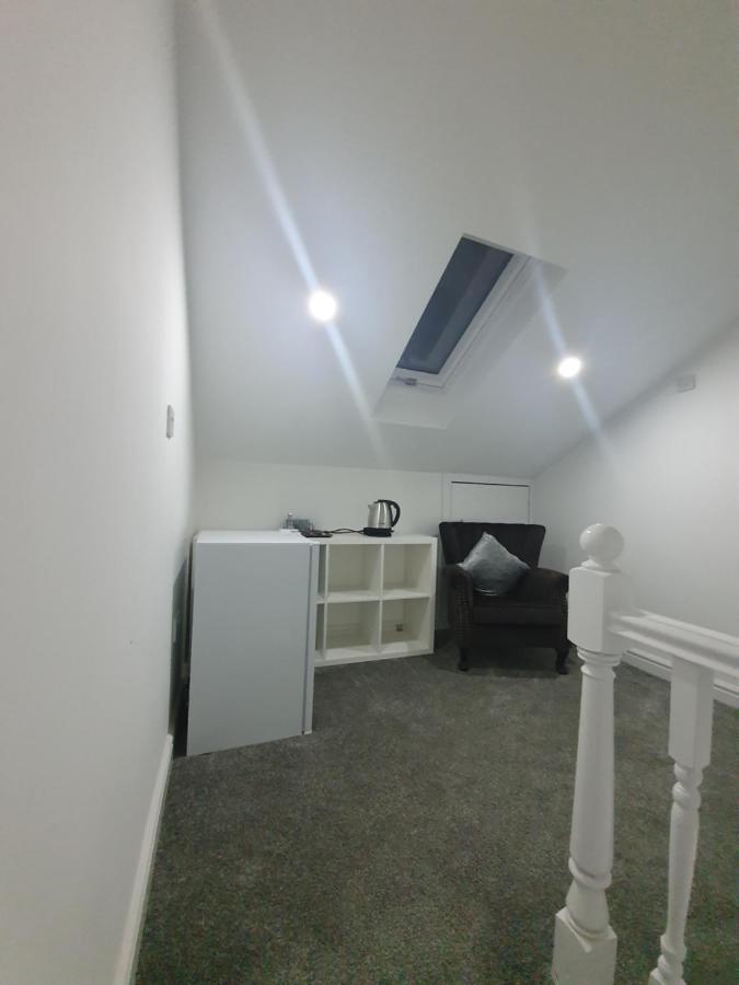 Beautiful Rooms Shaw St And Pine St 베리 외부 사진